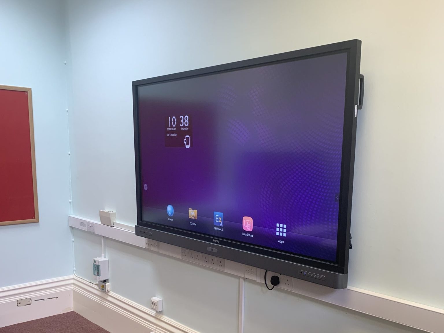Benq Interactive Android Touch Panel